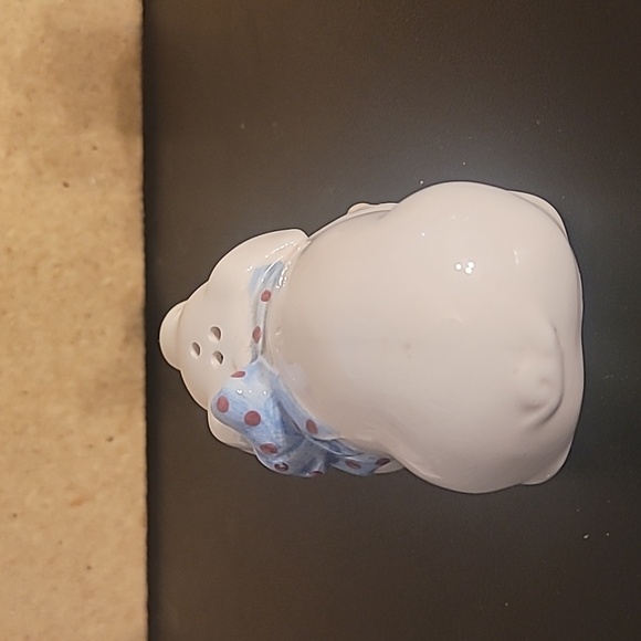 Vintage Pig Salt & Pepper Shakers - Picture 5 of 13